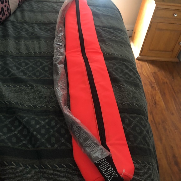 Cooler - Picture 2 of 4